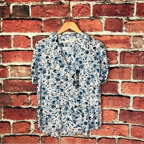 Lucky Brand indigo watercolor button down top - Picture 4 of 9